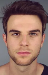 Натаниэль Бузолич